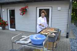 Grillabend mit der Tanzgruppe Gracja und der Bürgermeisterdelegation an der Jugendherberge Hausberge